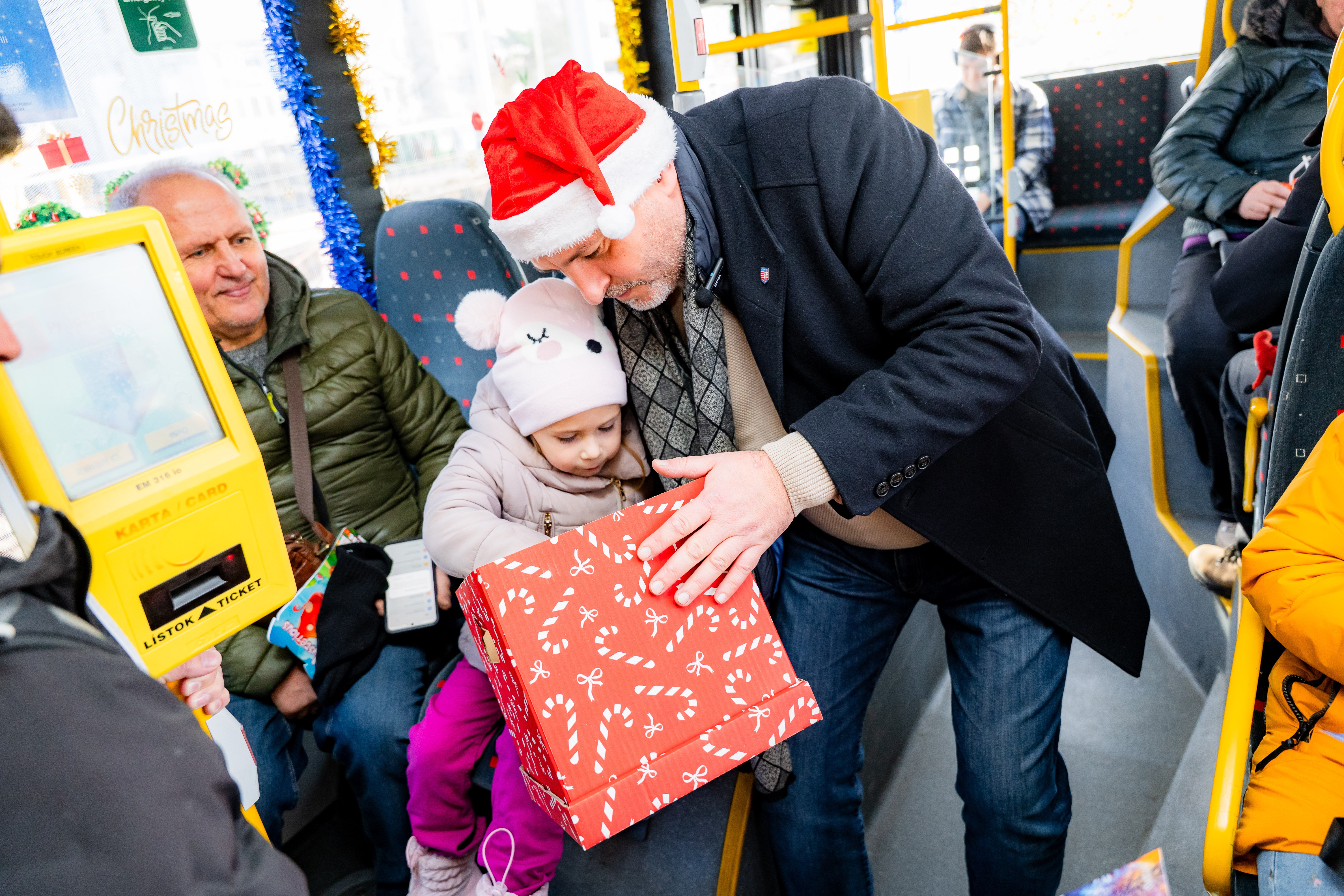 Prva jazda Mikulasskym expresom - linka c. 19-12